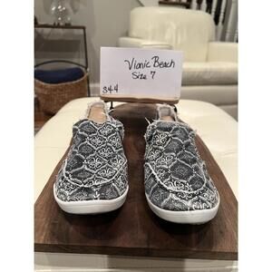 Vionic Beach Slip On Casual Shoes Black Pattern Comfort Flats Women’s Size 7